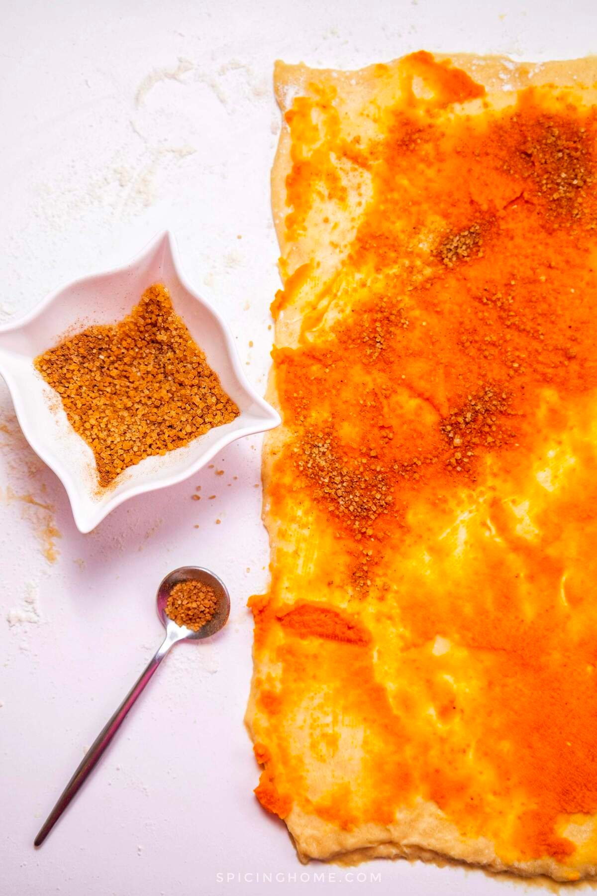 Pumpkin Cinnamon Rolls Recipe Instructions (14)